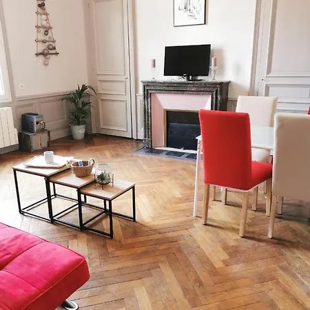 Charmant Studio En Plein Centre-Ville Du Mans